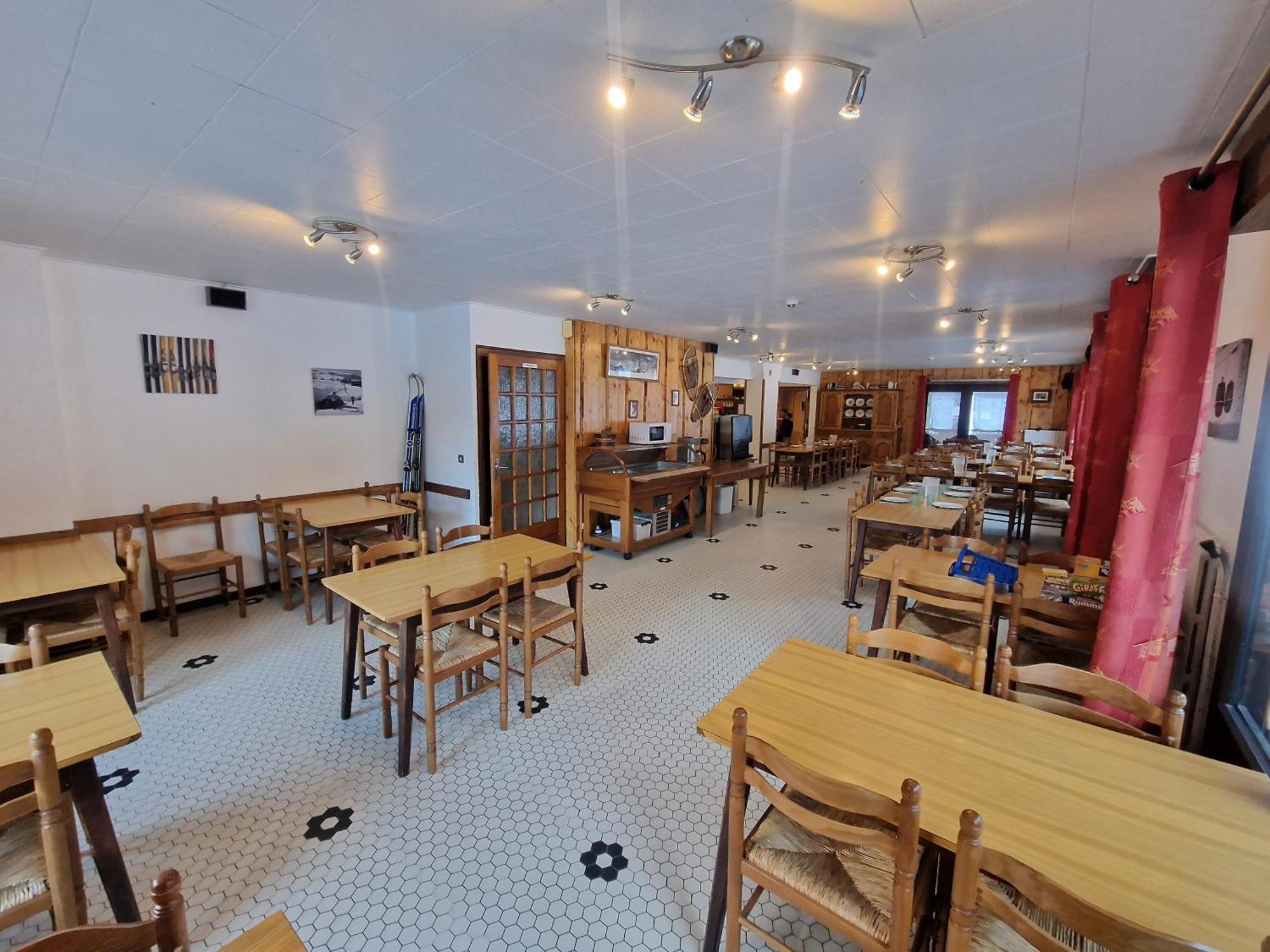 Hotel Et Centre De Vacances Le Choucas Sixt-Fer-a-Cheval ภายนอก รูปภาพ