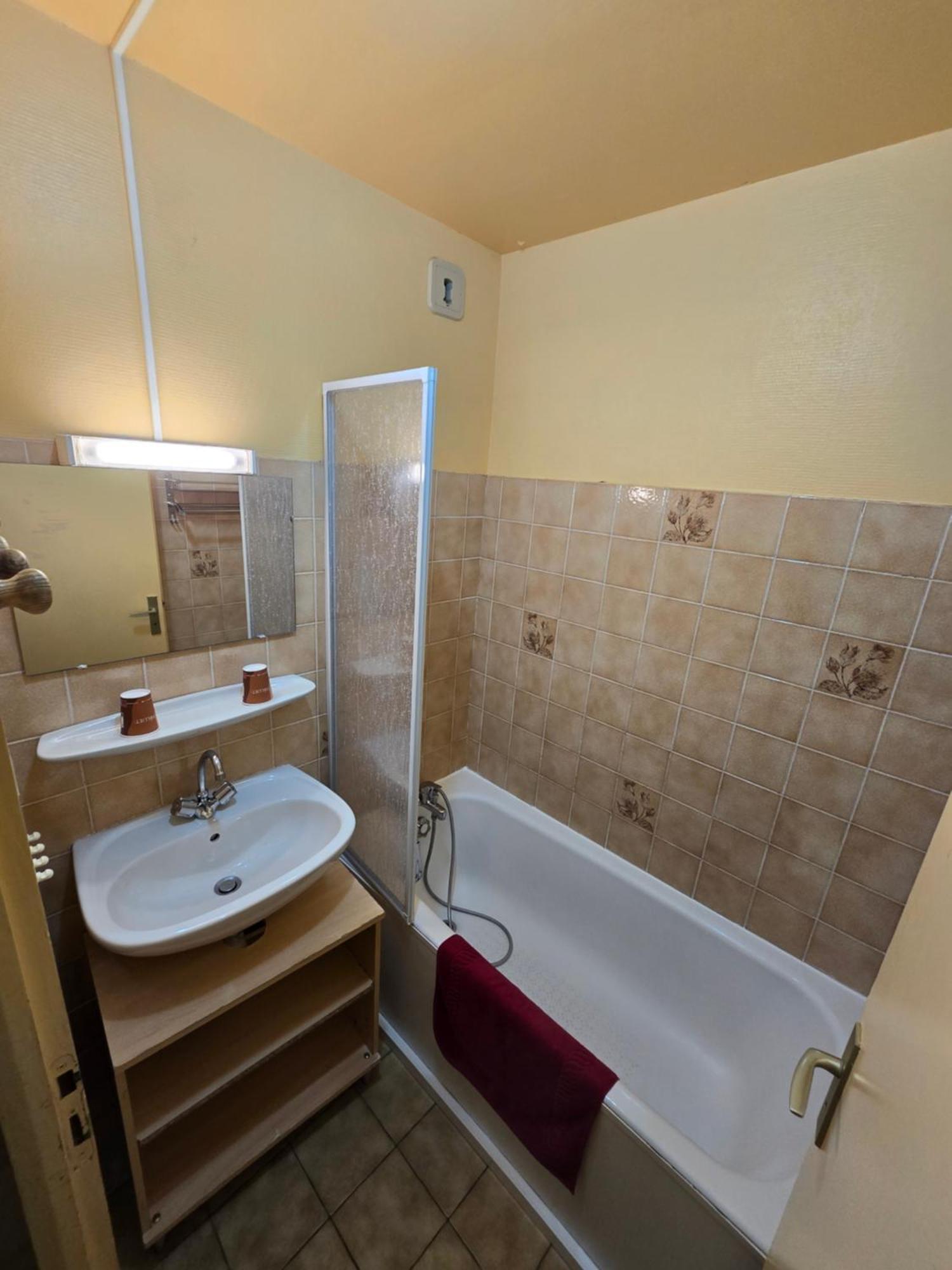 Hotel Et Centre De Vacances Le Choucas Sixt-Fer-a-Cheval ภายนอก รูปภาพ